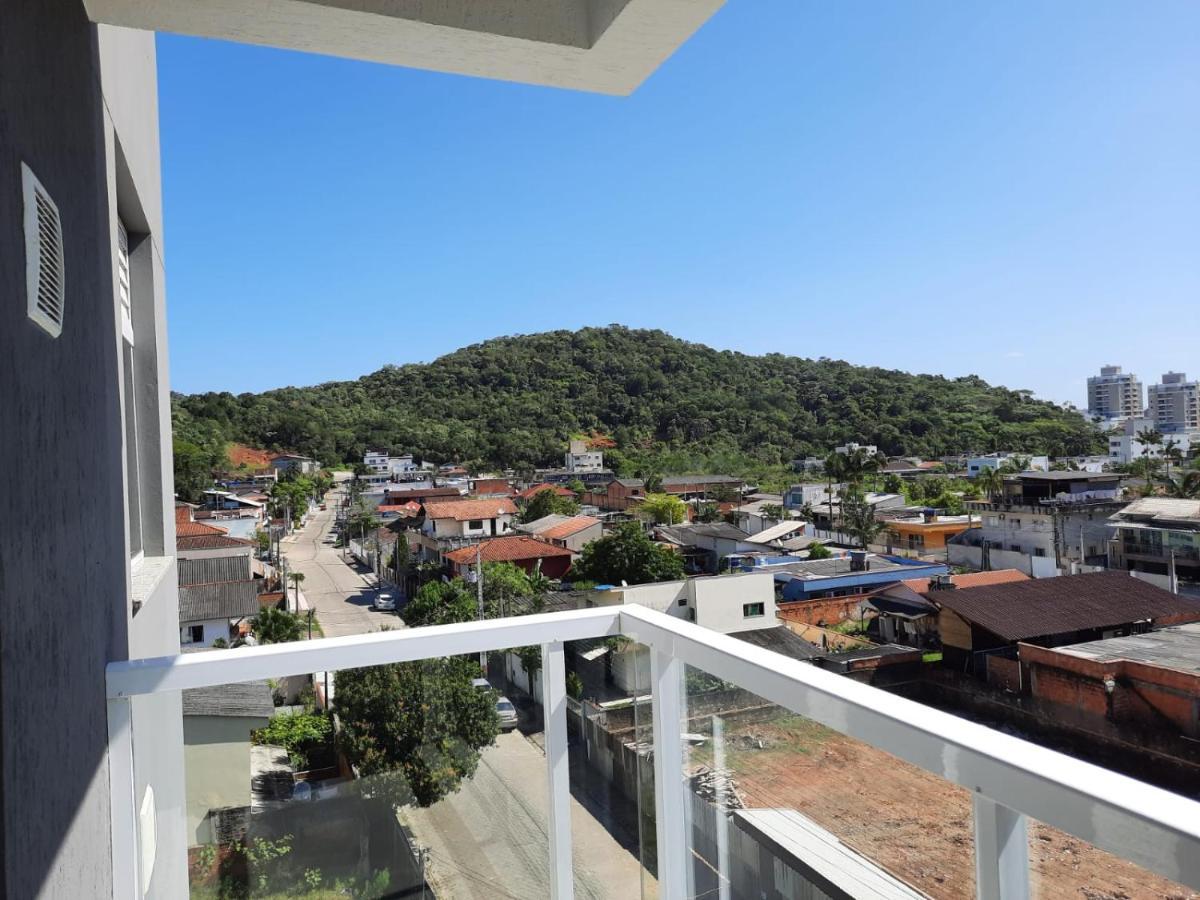 Agradavel Apartamento Em Bairro Silencioso... Camboriu Ngoại thất bức ảnh