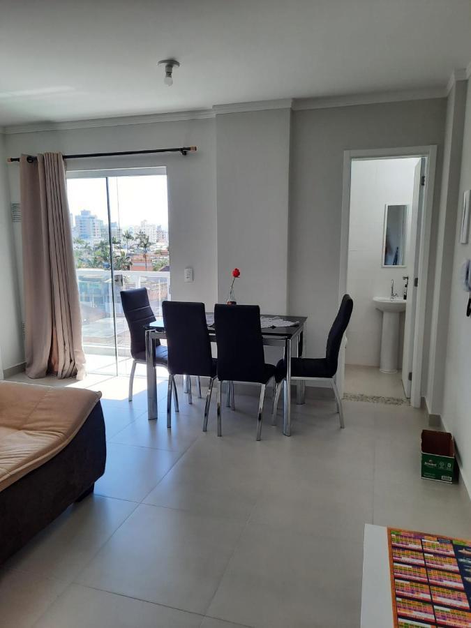 Agradavel Apartamento Em Bairro Silencioso... Camboriu Ngoại thất bức ảnh